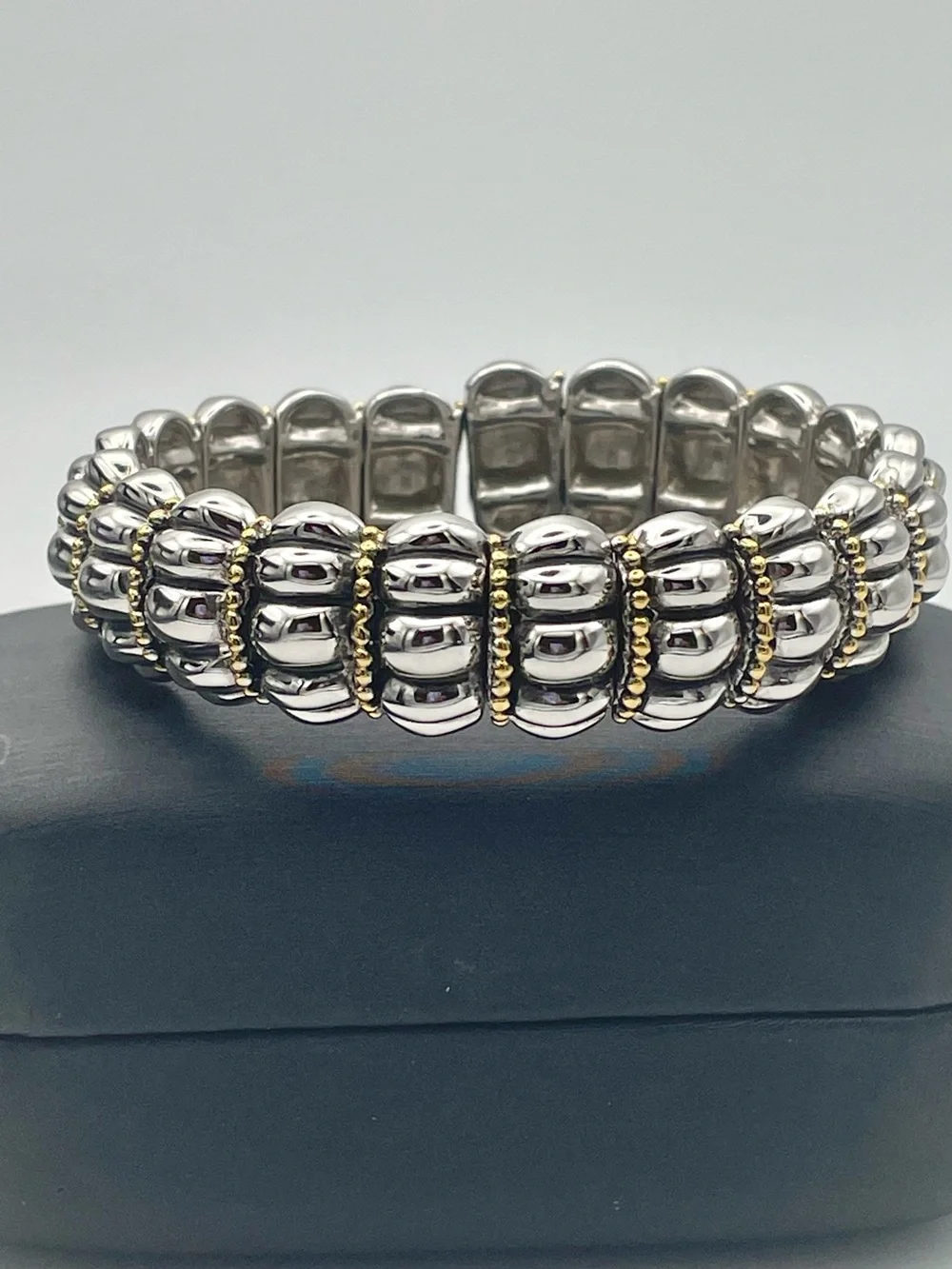 Two-Tone Silver and Gold Flex Clamper Bracelet with Shrimp Textured Design - Picture 2 of 5